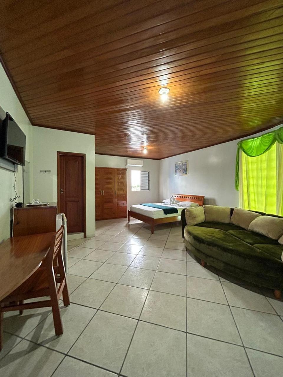 Swamy Hotel Cruzeiro do Sul  Pokoj fotografie