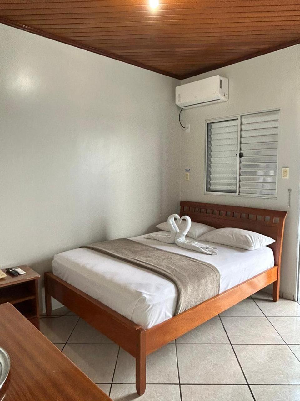 Swamy Hotel Cruzeiro do Sul  Pokoj fotografie
